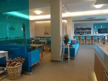 Aparthotel Estia 3*