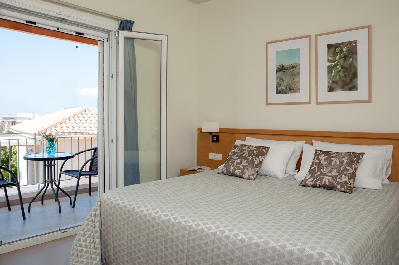 Aparthotel Estia