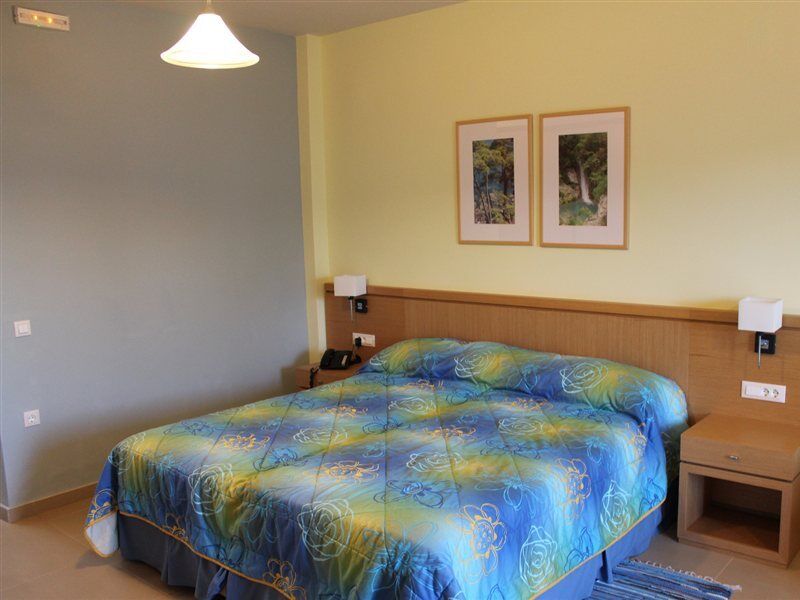 Estia Aparthotel 3*